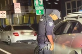 Polizei stoppt Auto und will Strafzettel verteilen, doch es gibt keinen Schuldigen