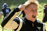 Deutscher (24) gewinnt kurioses Käserennen in England