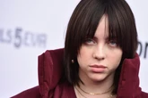 Billie Eilish foltert sich für Album-Cover selbst: "Wenn ich nicht leide, fühle ich mich nicht gut!"