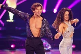Schreck bei "Let's Dance": Tänzerin sackt in Live-Show zusammen, jetzt gibt es ein Update