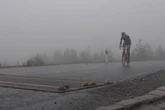 Sturmtief "Detlef" fegt über Brocken: Extremsportler trotzen Wetter