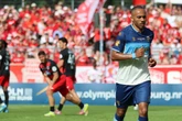 Fußballprofi erforscht Sexismus im Sport und warnt: "Frauen werden als nicht kompetent genug abgestempelt"