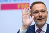 Christian Lindner verabschiedet sich aus der Politik und dankt seiner Frau