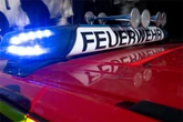 Feuer absichtlich gelegt? Hoher Schaden nach Mülltonnenbrand in der Börde