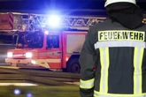 Auto landet in Magdeburg auf dem Dach: Wo ist der dritte Mitfahrer?