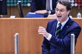 Russischer Angriffskrieg auf die Ukraine: Das fordert NRW-Regierungschef Wüst jetzt