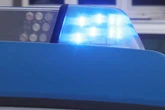 Dreister Obst-Klau endet mit irrer Panne: Fluchtwagen fährt eigenen Komplizen an
