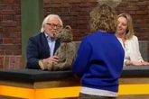 Ansage der Oma lässt Deal platzen: "Bares für Rares"-Kandidatin packt Objekt wieder ein