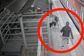 Überwachungskamera zeichnet Angriff auf: Wer kennt diesen Schläger?