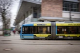 Ausraster in Chemnitzer Straßenbahn: Aggro-Fahrgast greift Kontrolleure an