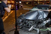BMW zerschellt an KVB-Mast: War ein illegales Straßenrennen schuld?