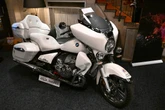 Ein Segen auf Rädern: "Papst-Motorrad" für Mega-Summe versteigert