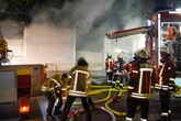 Inferno verschlingt Lagerhalle: Halbe Million Euro Schaden
