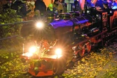 Liliput-Dampflok feiert beeindruckendes Jubiläum mit großem Fest