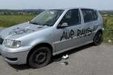 Polo beschädigt: Beschmierten Dynamo-Anhänger diesen VW?