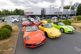 Porsche-Ladys lassen Motoren in Dresden aufheulen: Was steckt dahinter?