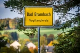 Bleibt Bad Brambach eigenständig? So fiel der Bürgerentscheid aus