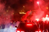 Schlimme Szenen nach Finaleinzug: Auto fährt in feiernde PSG-Fans, Minderjähriger schwebt in Lebensgefahr