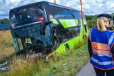 Umgekippter Flixbus: Polizei rückt Gepäckstücke und Gegenstände raus
