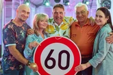 Böttcher feiert 60. Geburtstag mit Biertheater und Buletten