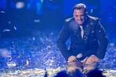 16 Jahre nach bitterer Niederlage: Menowin holt sich den "DSDS"-Sieg