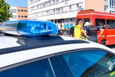 Bombendrohung: 800 Schülerinnen und Schüler evakuiert, Einsatz vor Ort läuft