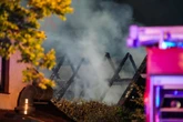 Drama auf Hof: Stall mit Tieren brennt lichterloh