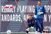Entscheidung gefallen: Er wird die Nummer Eins im Tor von RB Leipzig, er ist neuer Kapitän
