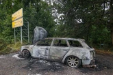 Auto in Flammen! Audi brennt an A4-Auffahrt aus