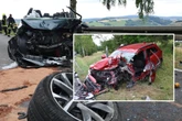 Heftiger Frontal-Crash im Erzgebirge: Fahrer müssen aus Autos befreit werden
