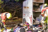 Brandserie im Erzgebirge? Erneut stehen Kleidercontainer in Flammen
