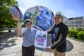 Einfach galaktisch! Chemnitzer Hutfestival wird von Planeten umschwirrt
