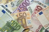 13.000 Euro: Polizeianwärter soll sich auf Wache an Geld aus Stahlschrank bedient haben