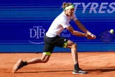 Horror-Trip für Alexander Zverev! Flugzeug wird von Blitz getroffen und muss notlanden