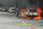 Fahrer fährt rechts ran, kurz darauf brennt sein Oldtimer lichterloh