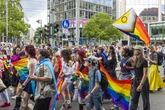 CSD trotzt Regen in der Dresdner Innenstadt: "Unser Motto ist so aktuell wie nie"