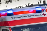 Während Nachbar um sein Leben kämpft: Rentner fotografiert Reanimation
