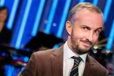 Jan Böhmermann über Bildschirmzeit und warum er gerne alleine in den Urlaub fährt