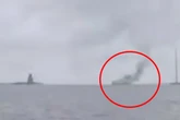 Feuerball! Frachtschiff explodiert bei Ausfahrt aus Hafen