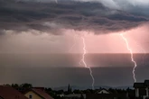 Noch lacht die Sonne über NRW, doch am Wochenende droht Unwetter