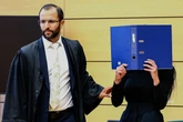 Prostituierte gesteht: Habe Priester mit Nacktfotos erpresst