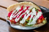 Kurioser Prozess: Seelsorger liefert Döner in Knast, doch Inhalt ist zu "berauschend"