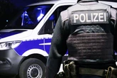 Überfall in Nordhessen: Mann mit Machete raubt Spielhalle aus