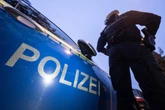 Frau beim Ladendiebstahl festgehalten: Polizei findet heikles Schließfach
