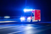 Brutales Duo prügelt 28-Jährigen bewusstlos und raubt ihn aus