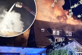 Feuerwehr muss Strom kappen: Altes Bauernhaus im Schwarzwald geht in Flammen auf