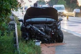 Aquaplaning-Schock auf der A14: VW kracht in Leitplanken
