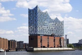 Sirenen heulen in der Hafencity: Elbphi wegen Feueralarm geräumt