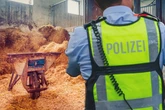 Erschreckender Anblick auf Bauernhof: Polizei entdeckt Dutzende verweste Kadaver