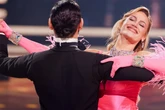Ex-Kandidatin verrät: Dieser Promi ist für sie Favorit auf "Let&#039;s Dance"-Sieg